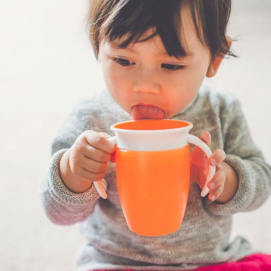 Verre bébé double pognées vert