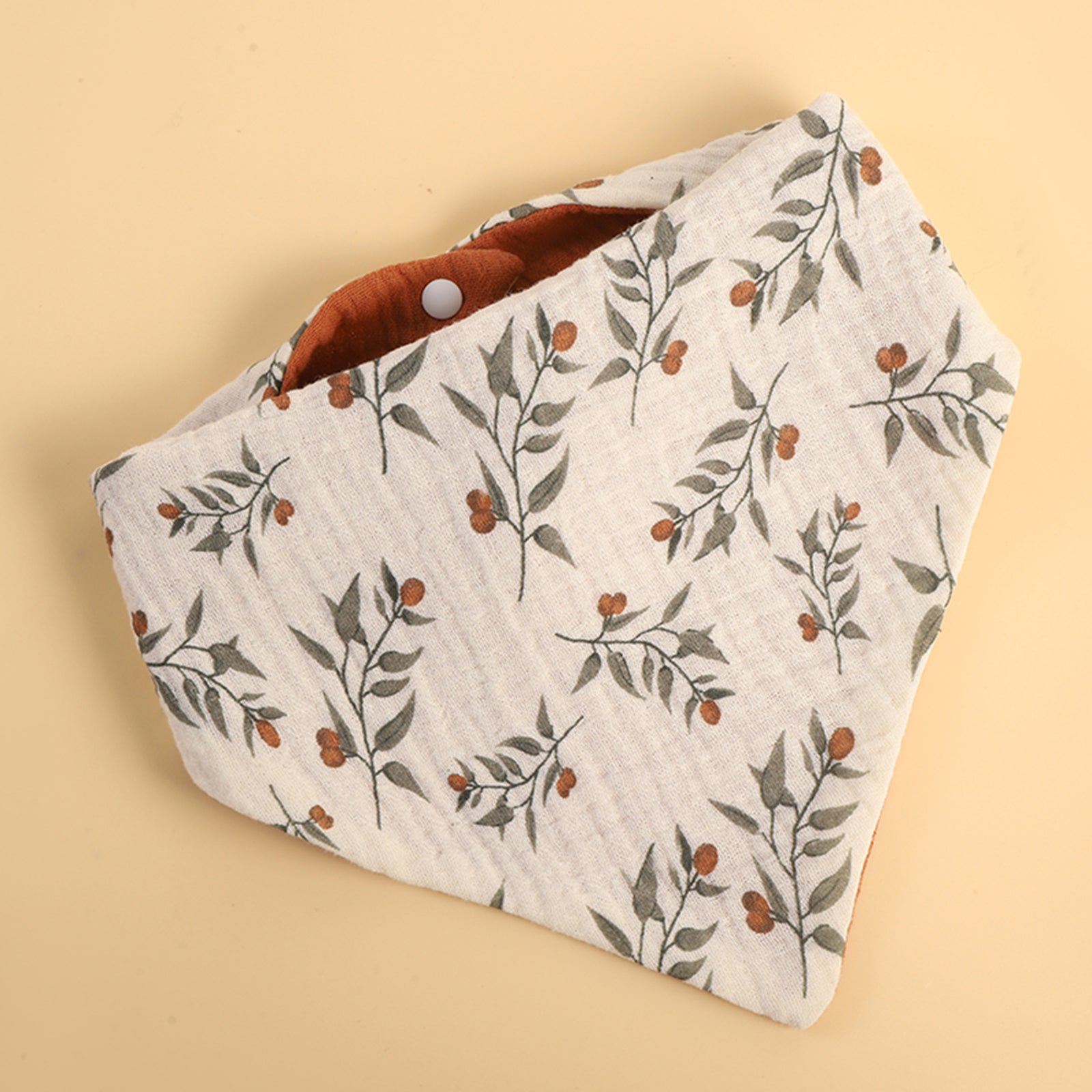 Bavoir bandana élégant cerise