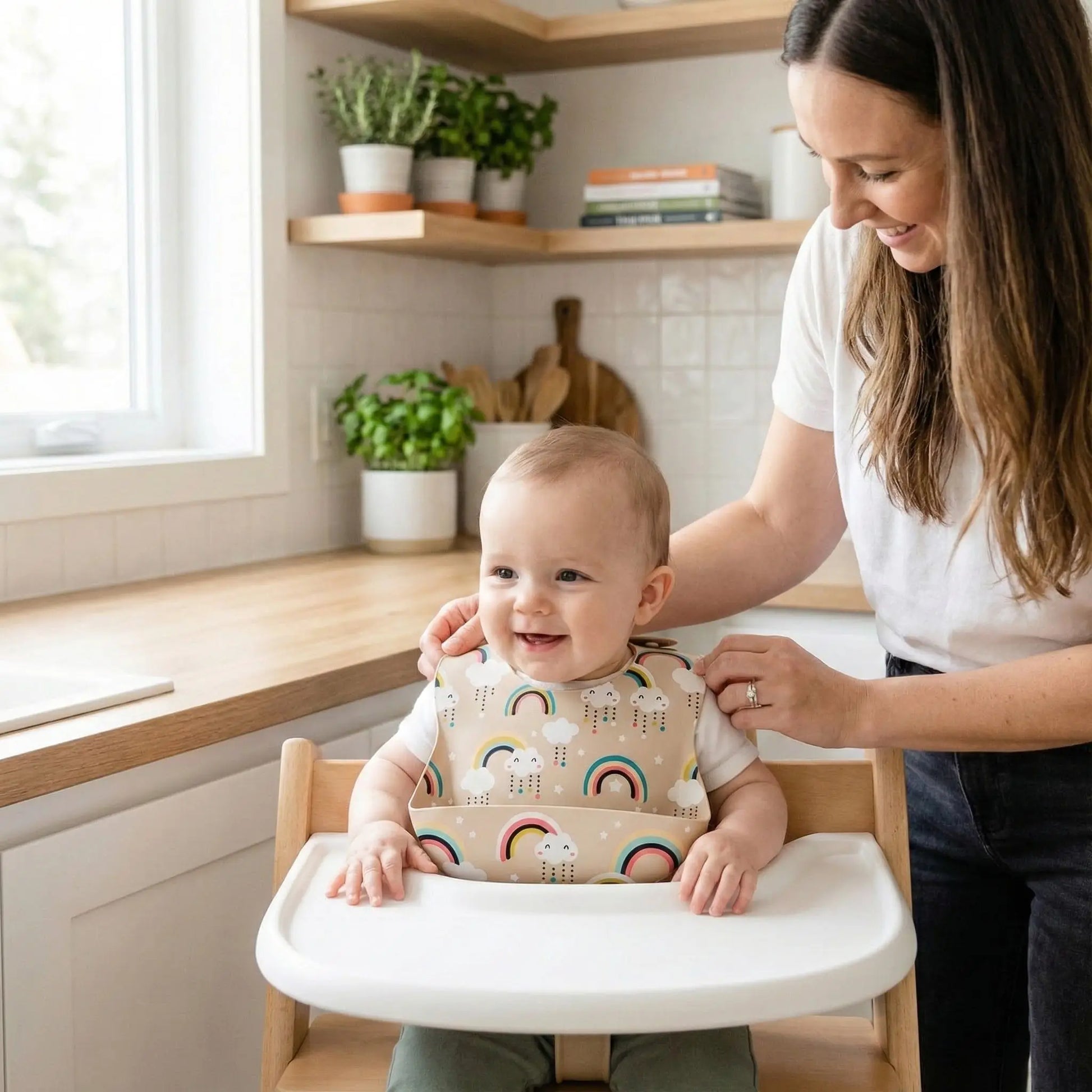 Bavoir imperméable bébé arc en ciel