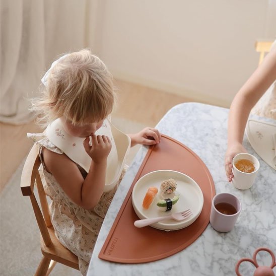 Assiette bébé antidérapante blanc