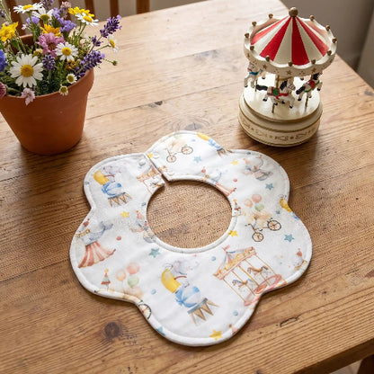 Bavoir bébé conton bambou imprimer de carrousels et bicyclettes 