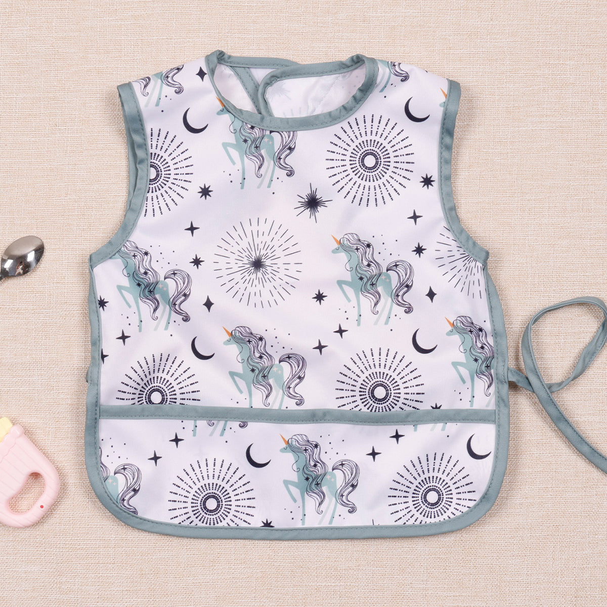 Bavoir bébé imperméable sans manche licorne