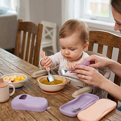 Couvert pour bébé violet