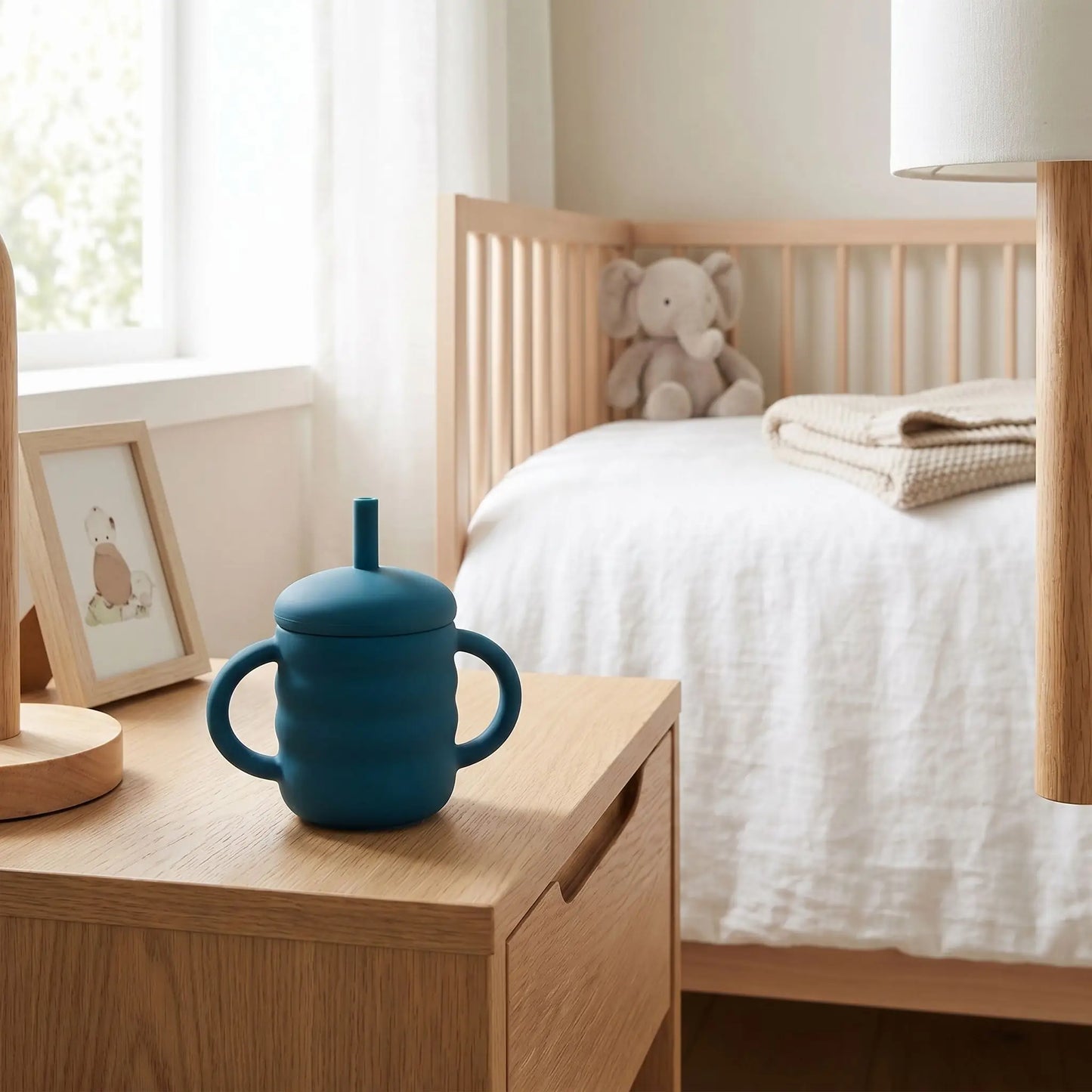 Gobelet paille bébé anti fuite silicone bleu foncé