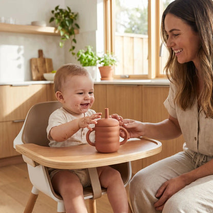 Gobelet paille bébé anti fuite silicone brun pâle