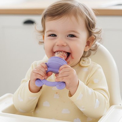 Grignoteuse bébé souris mauve