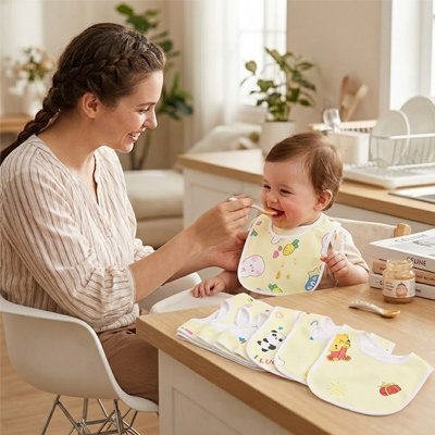 Lot de bavoirs bébé différents animaux