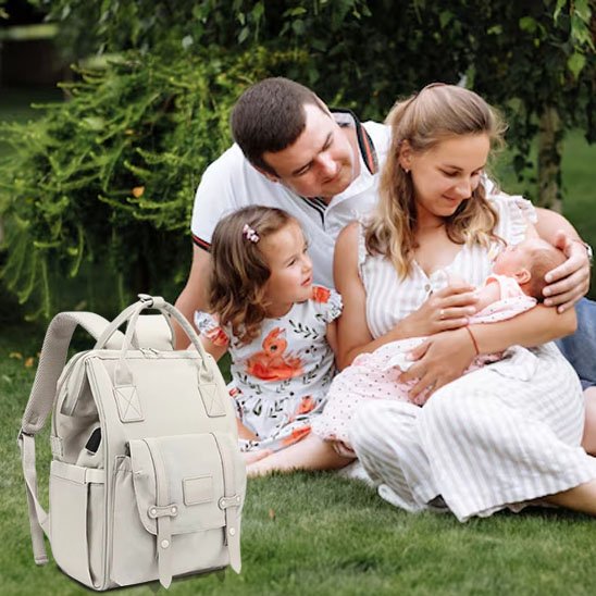 Sac à langer pratique et moderne avec papa maman