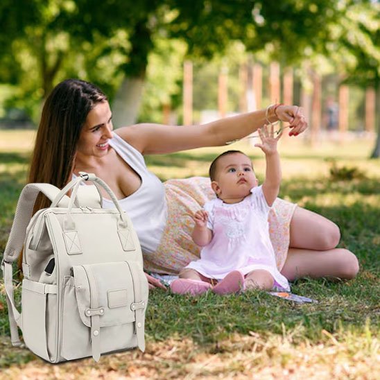 Sac à langer pratique et moderne beige