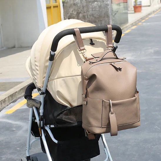 Sac à langer ultra spacieux avec sangle