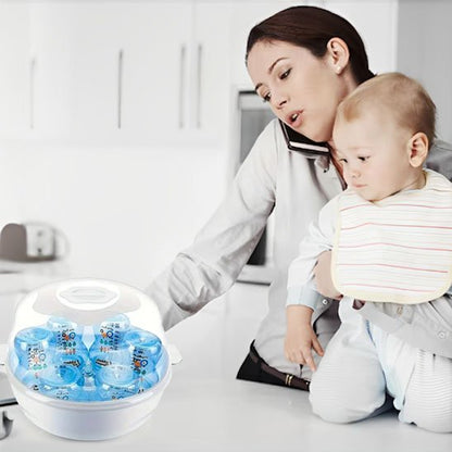 Stérilisateur biberon avec bébé