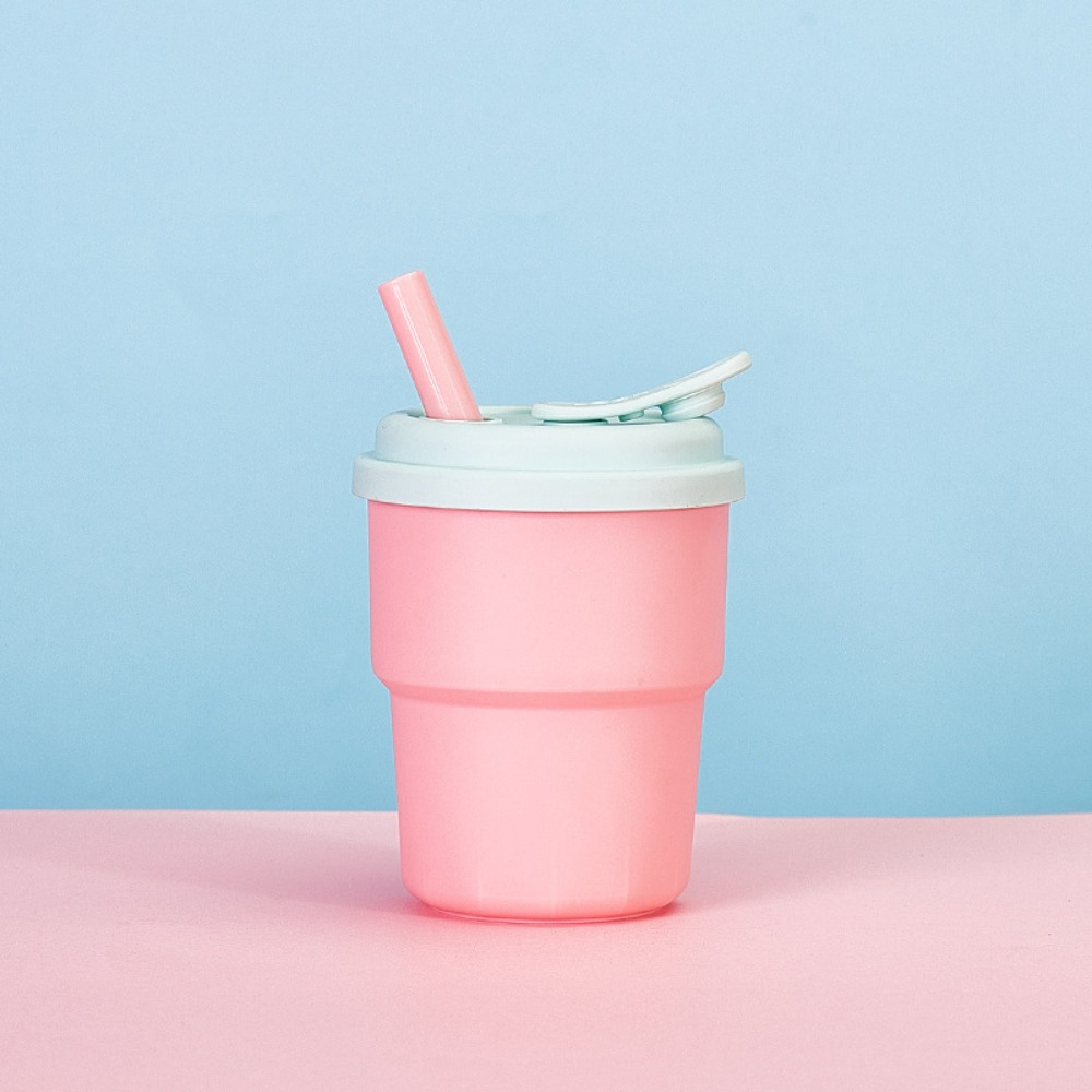 Tasse avec paille pour bébé rose