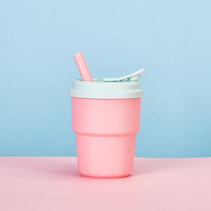 Tasse avec paille pour bébé rose