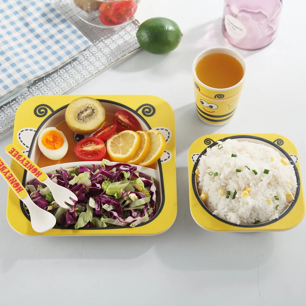 Vaisselle bébé bambou abeille avec salade